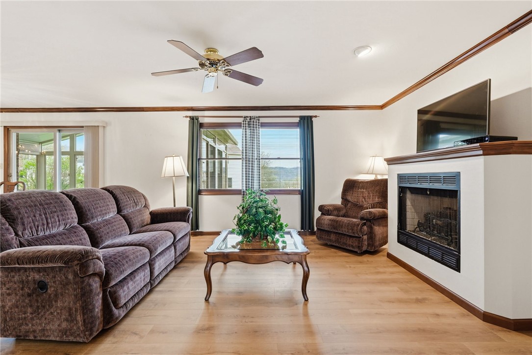 1370 Spyglass Hl
