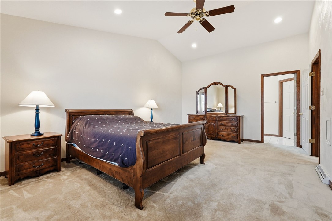 1370 Spyglass Hl