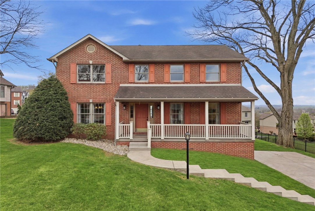 1370 Spyglass Hl