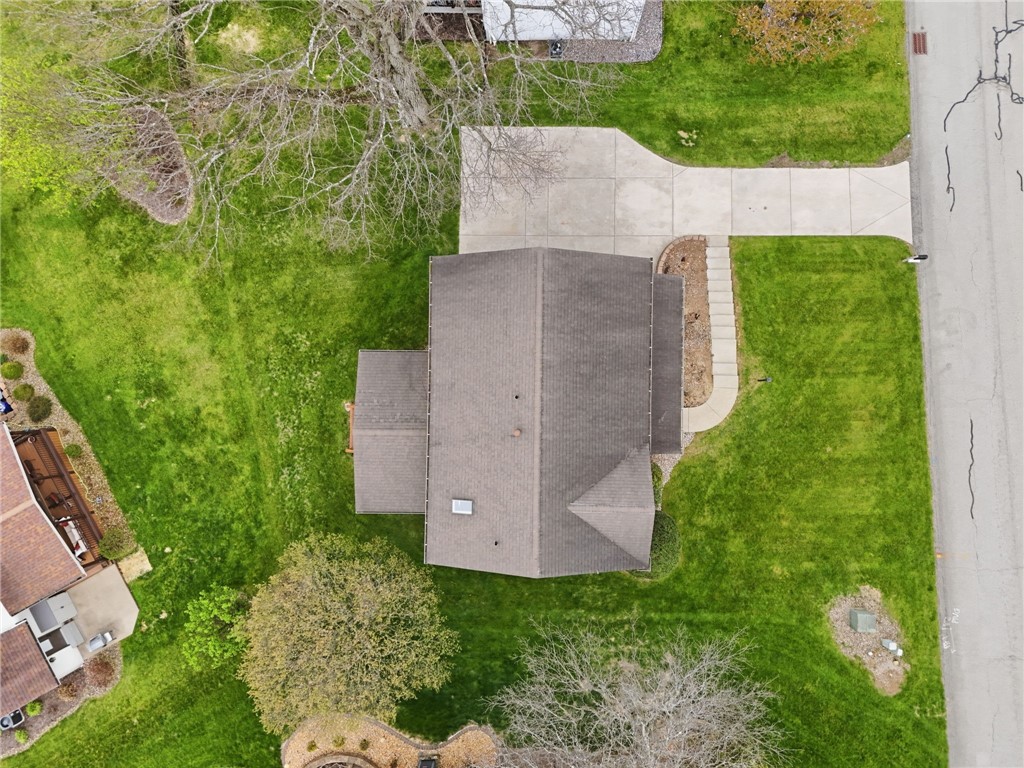 1370 Spyglass Hl