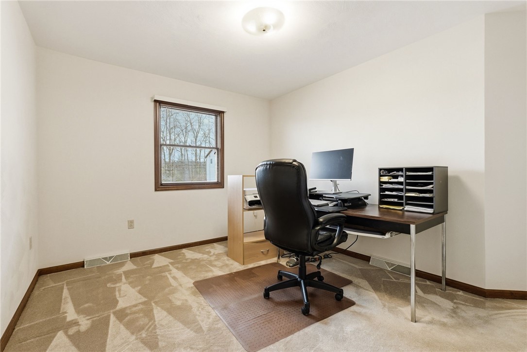 1370 Spyglass Hl