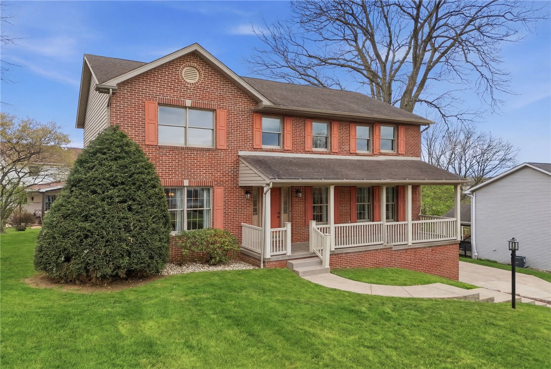 1370 Spyglass Hl