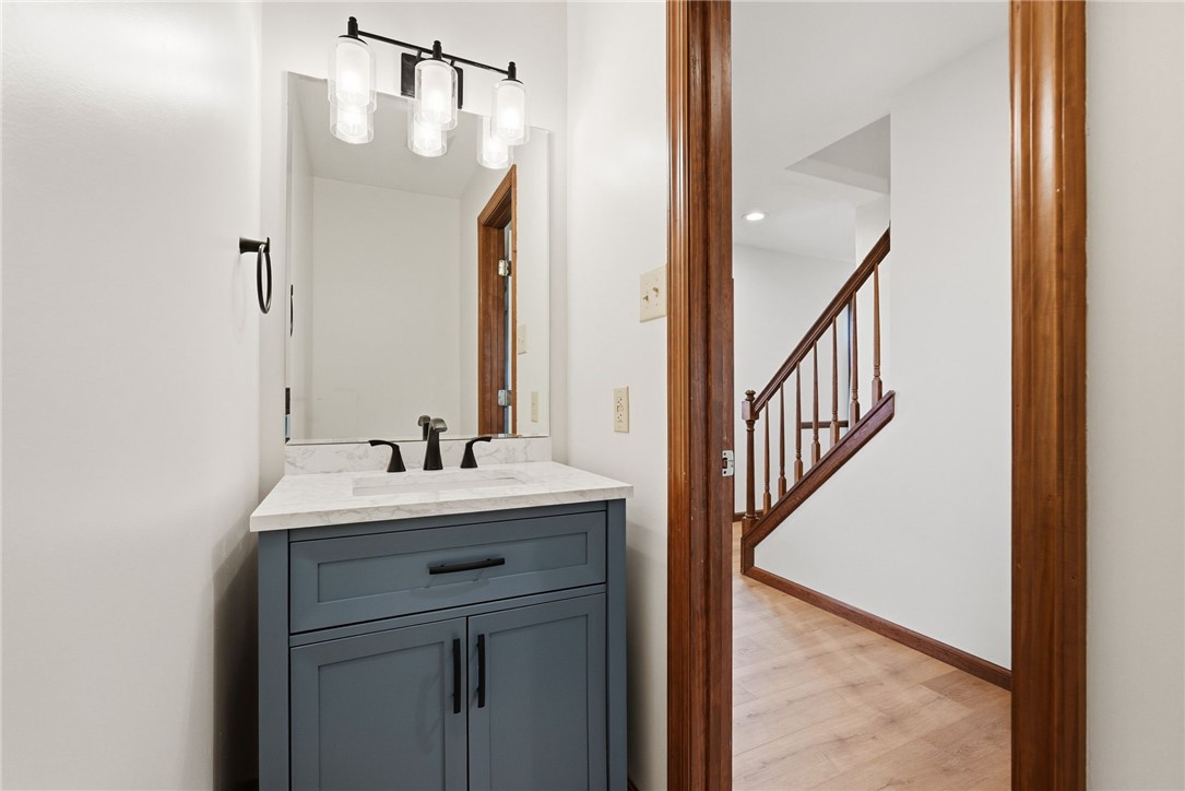 1370 Spyglass Hl