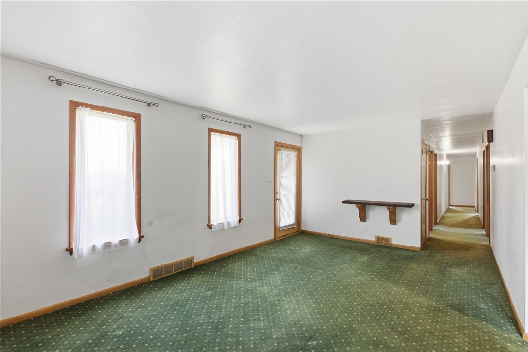 16 Schenk Terrace