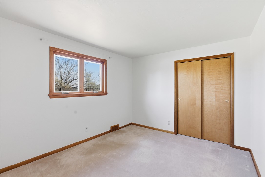 16 Schenk Terrace