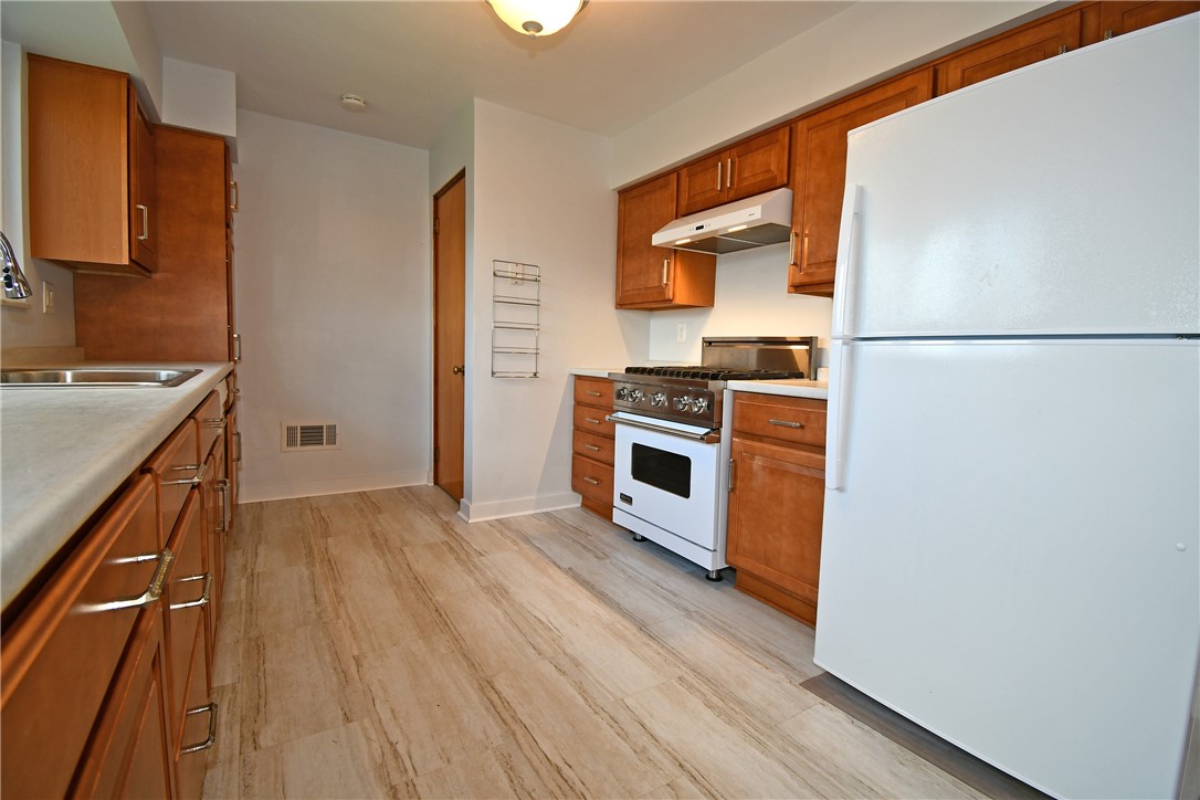 60 Swallow Hill Rd