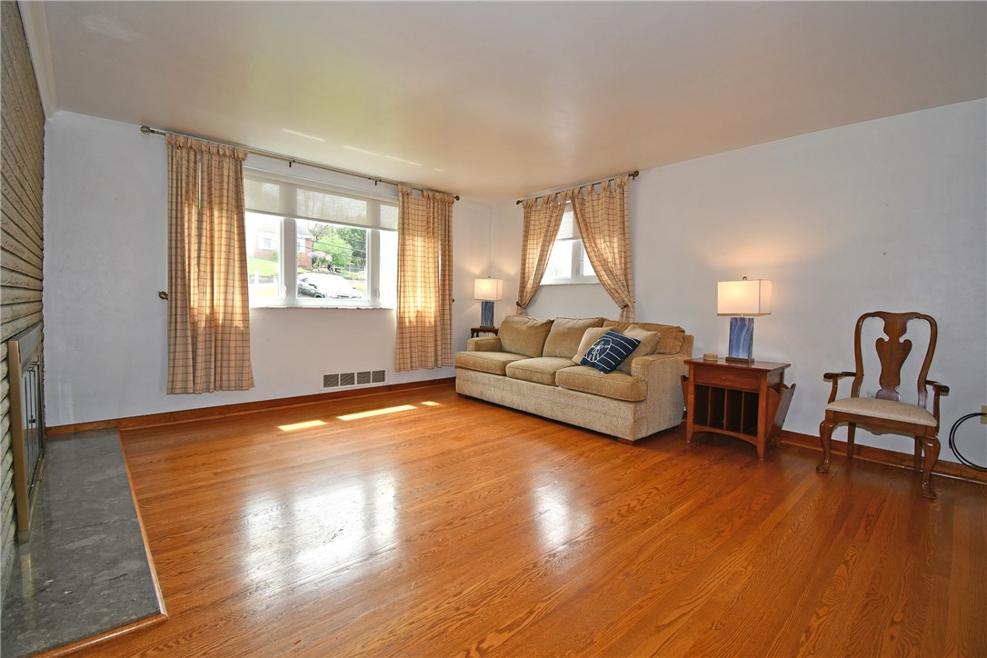 60 Swallow Hill Rd