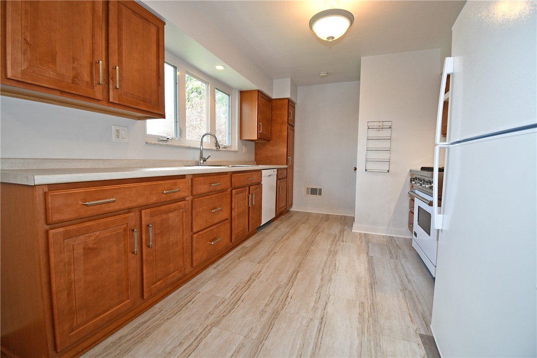 60 Swallow Hill Rd