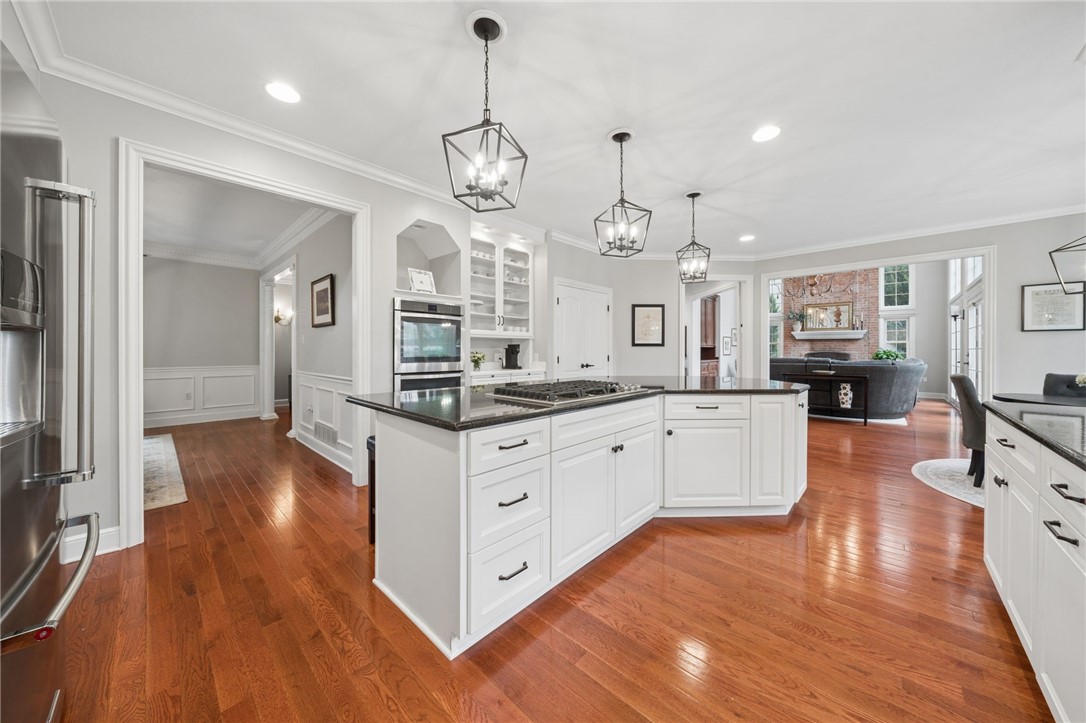 204 Laurel Oak Dr