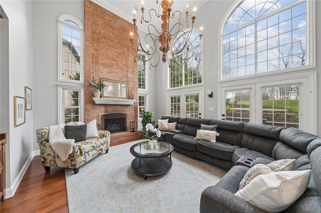204 Laurel Oak Dr
