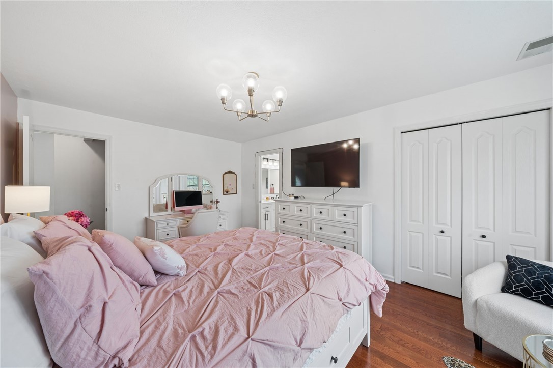 204 Laurel Oak Dr