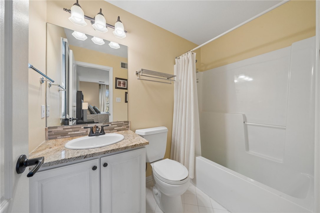 204 Laurel Oak Dr