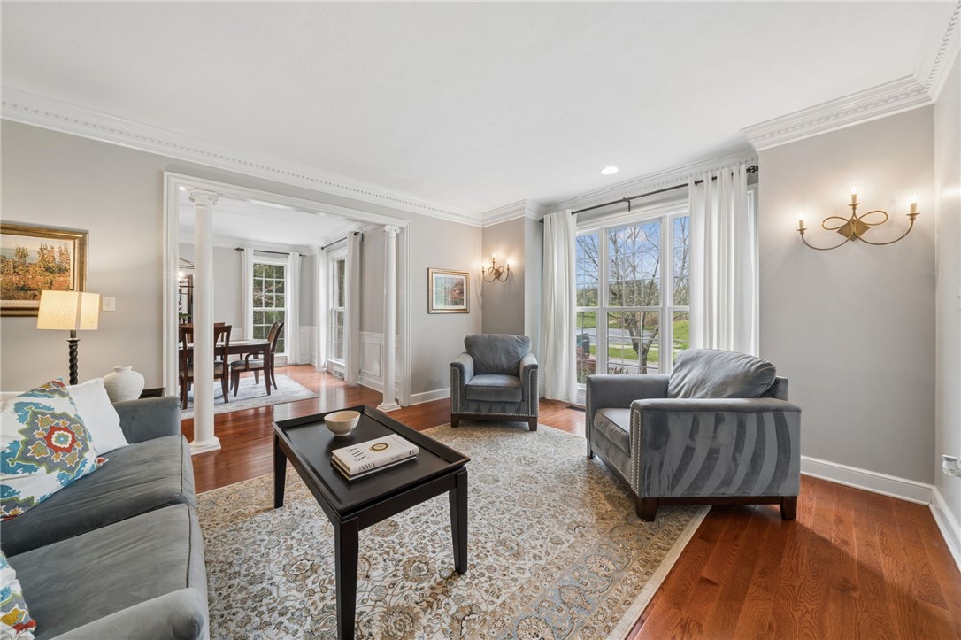 204 Laurel Oak Dr