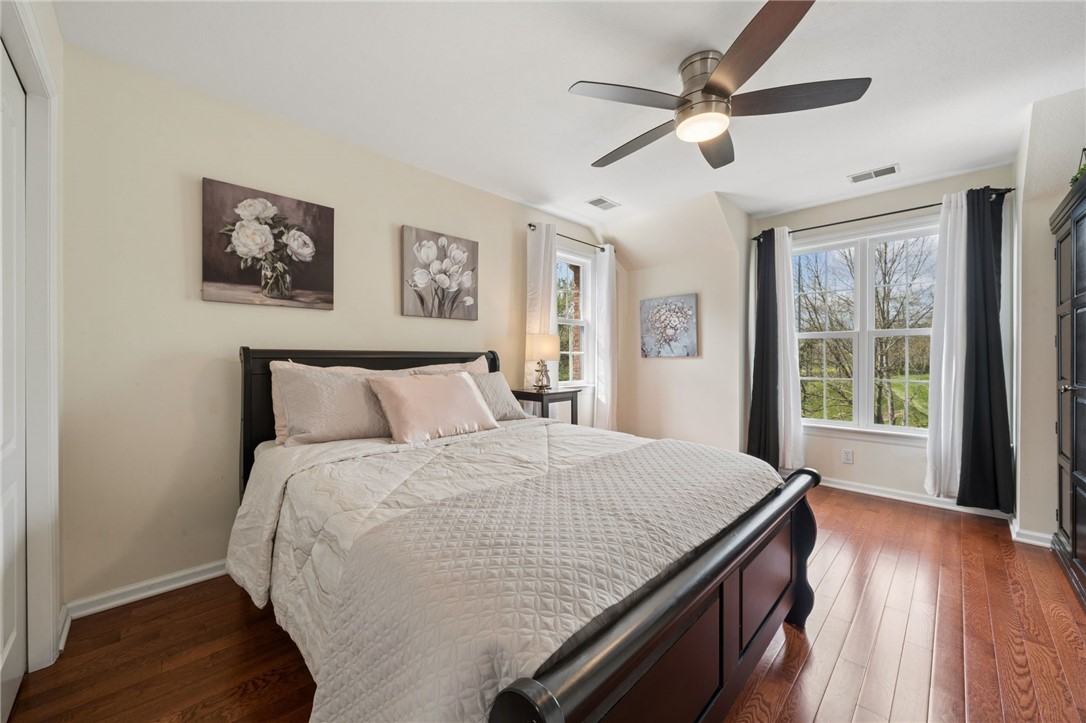 204 Laurel Oak Dr