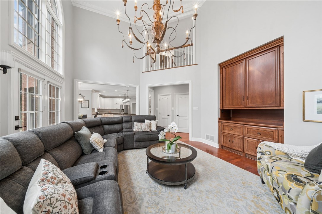 204 Laurel Oak Dr