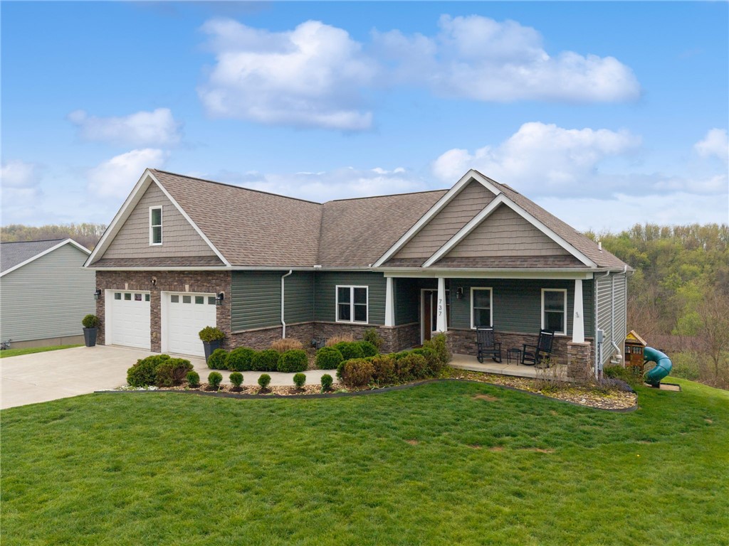 737 Janwood Dr