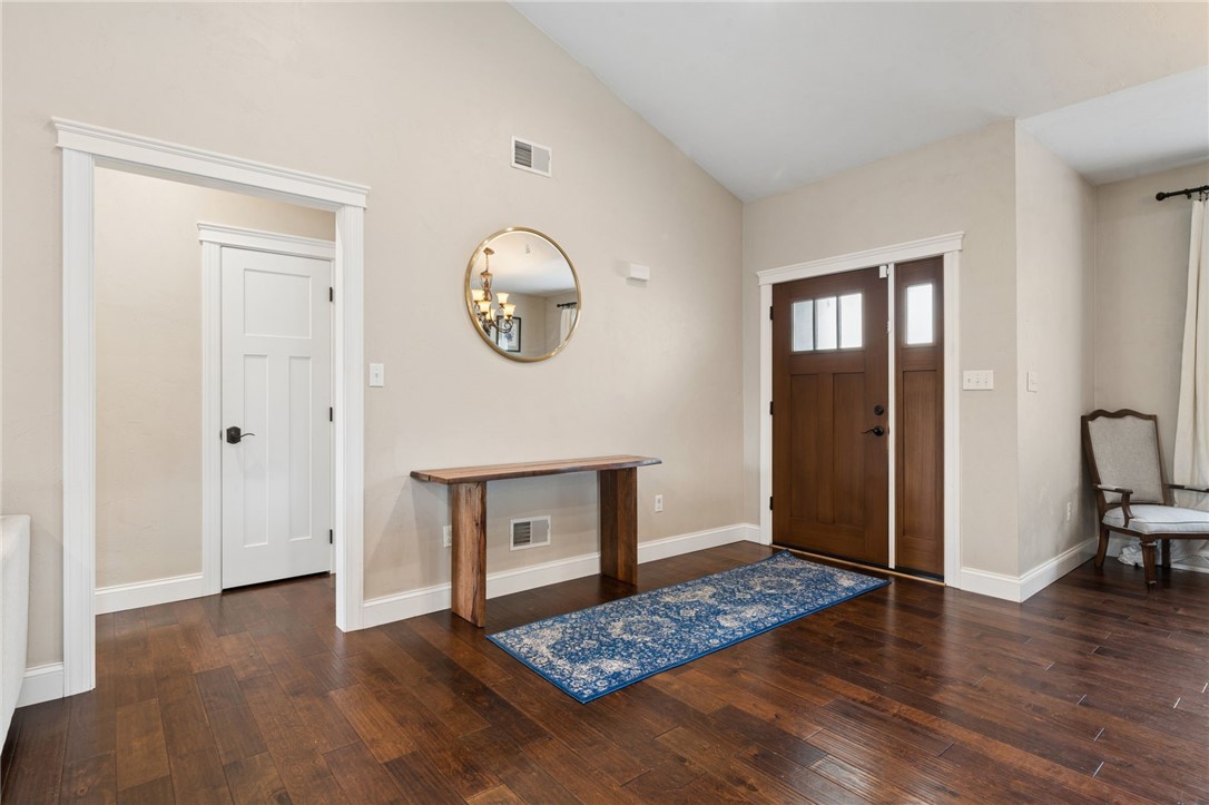 737 Janwood Dr