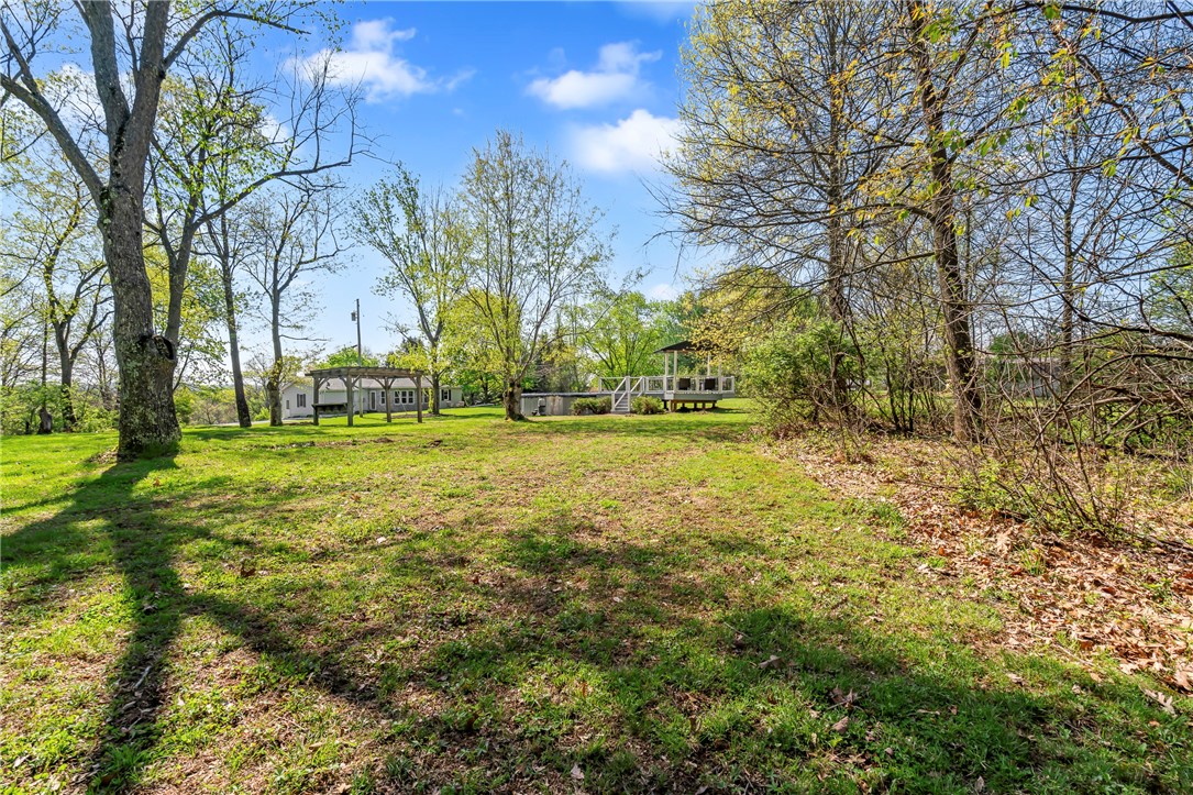 305 Highland Dr