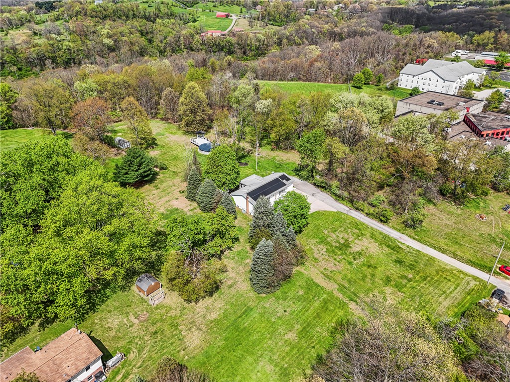 305 Highland Dr