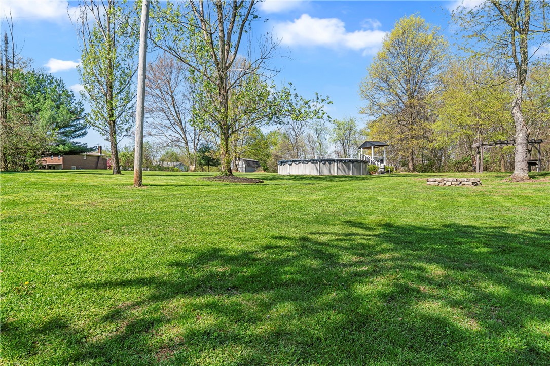 305 Highland Dr