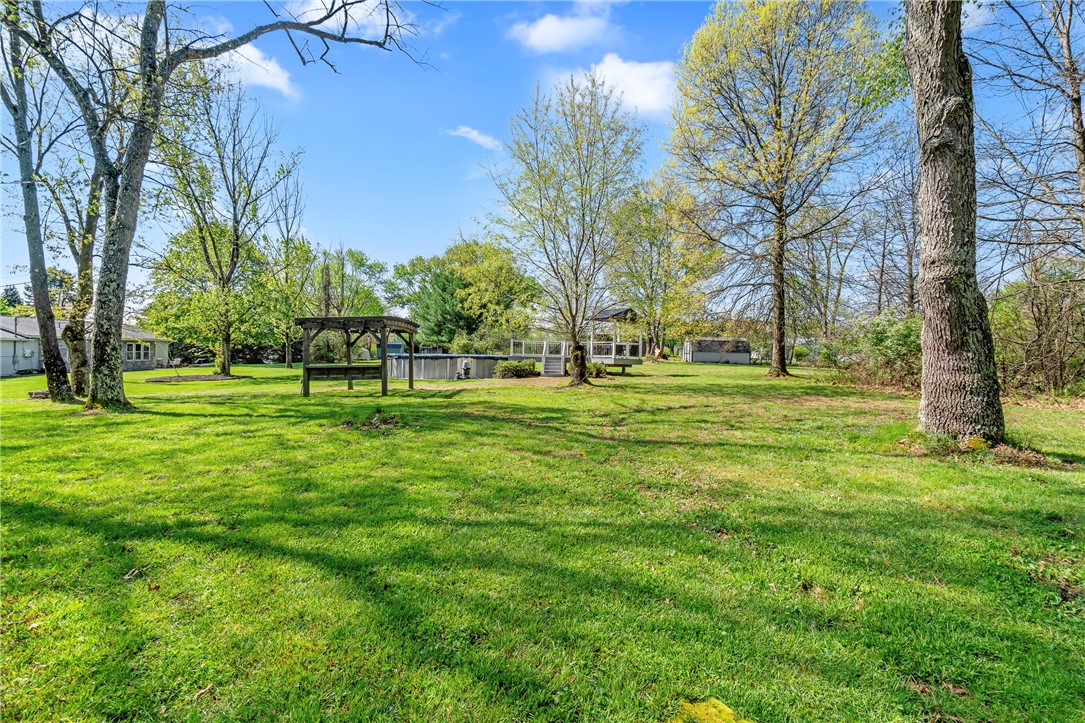 305 Highland Dr