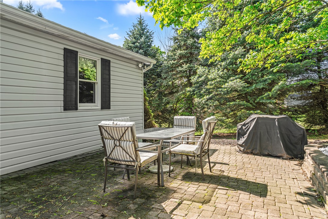 305 Highland Dr
