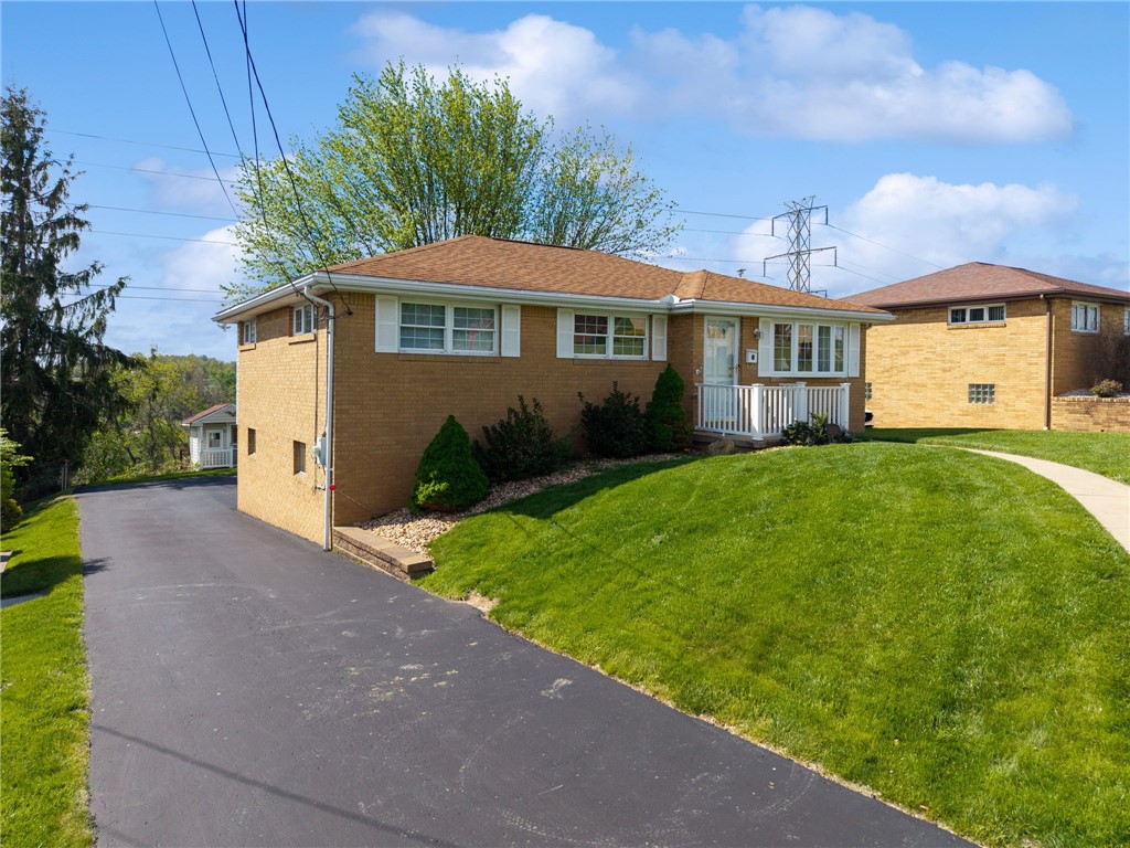 1233 Hedy Lynn Dr