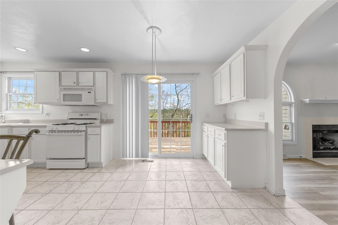 2408 Briarhill Court