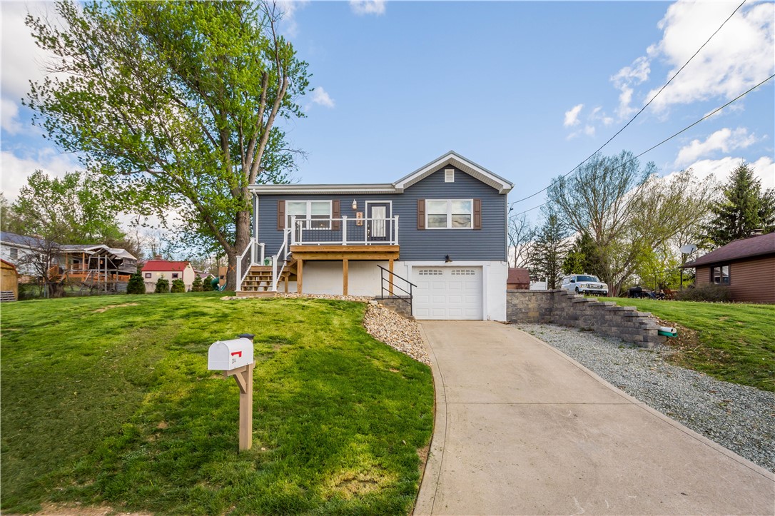 204 Buckels Ave