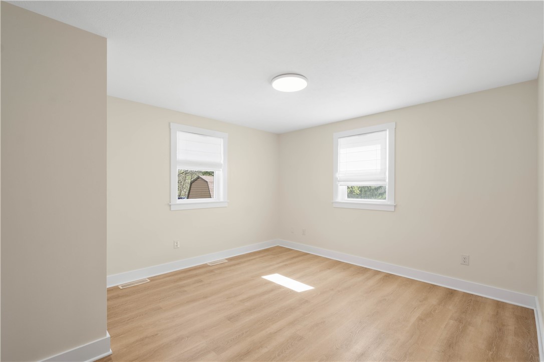 204 Buckels Ave