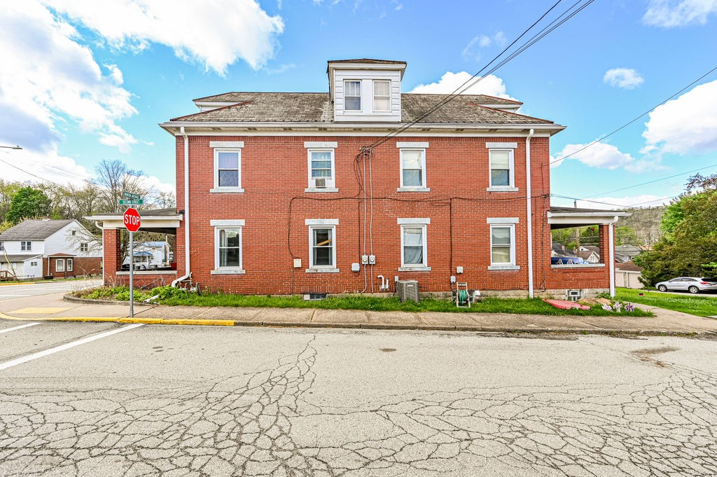 115 Brinton Ave