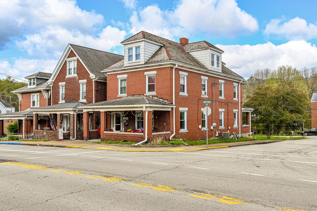115 Brinton Ave