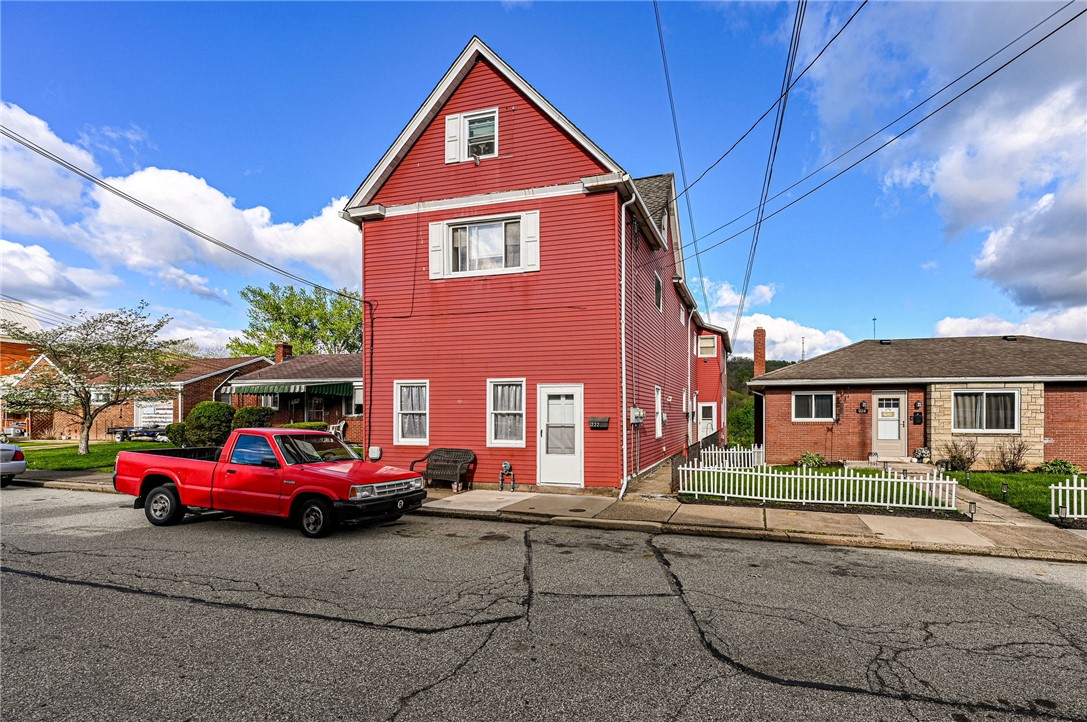 222 Adrian Ave