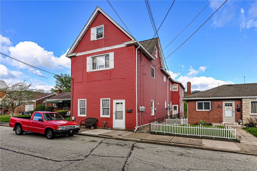 222 Adrian Ave