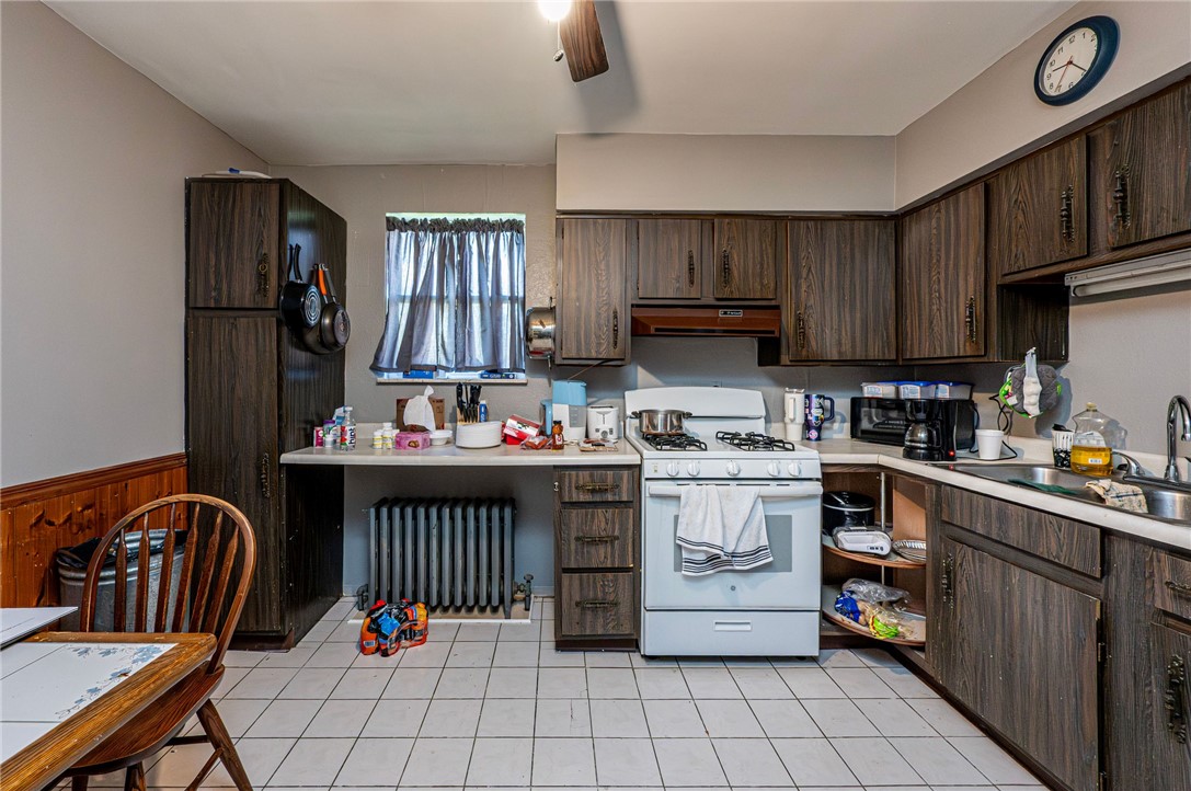 222 Adrian Ave