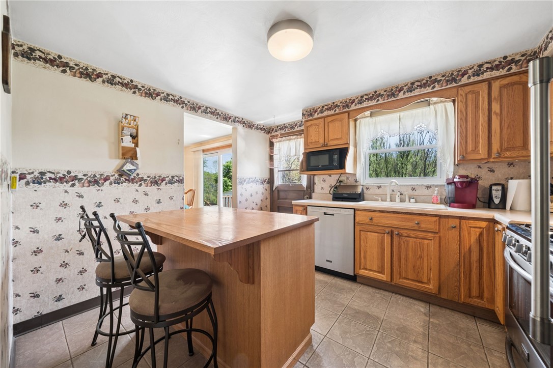 4130 Stratford Dr