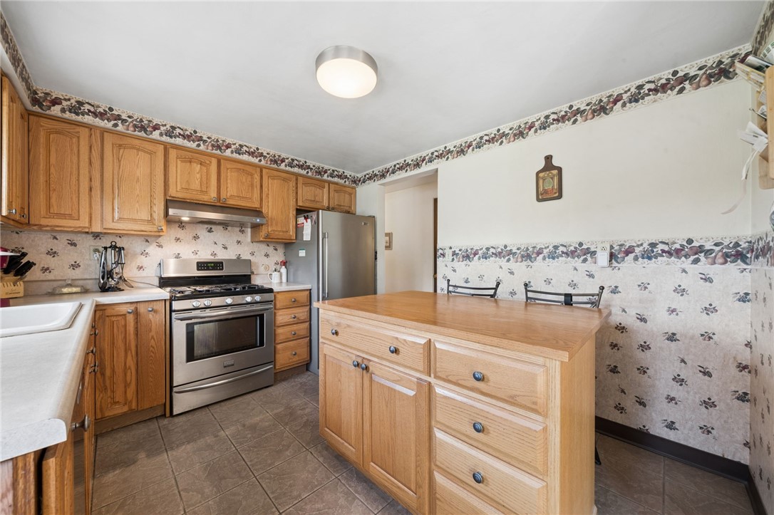 4130 Stratford Dr