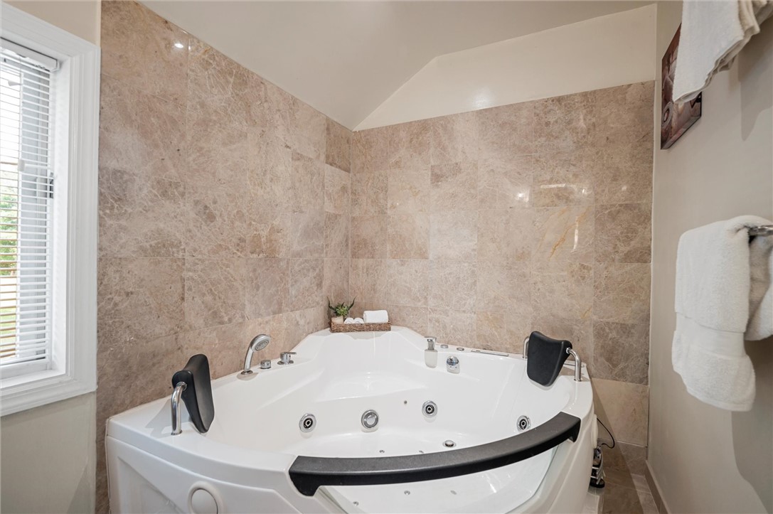 204 Glenburn Dr