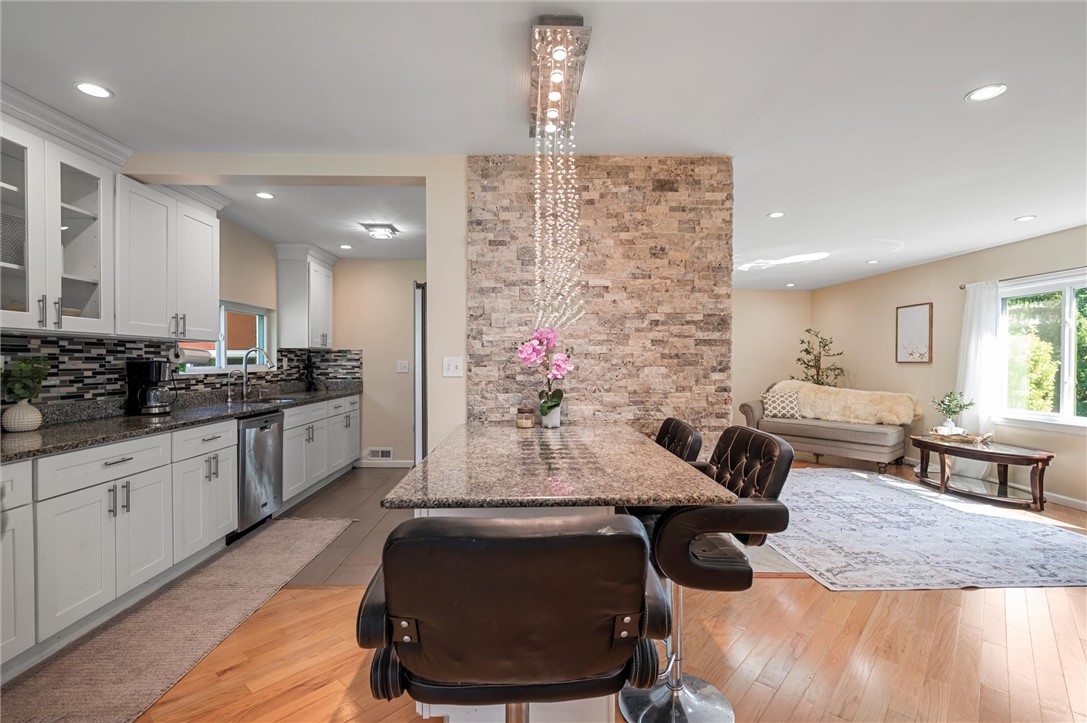 204 Glenburn Dr