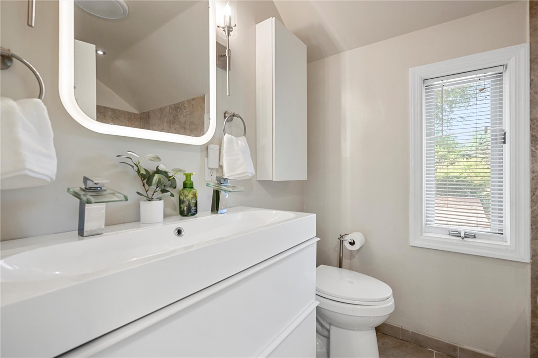 204 Glenburn Dr
