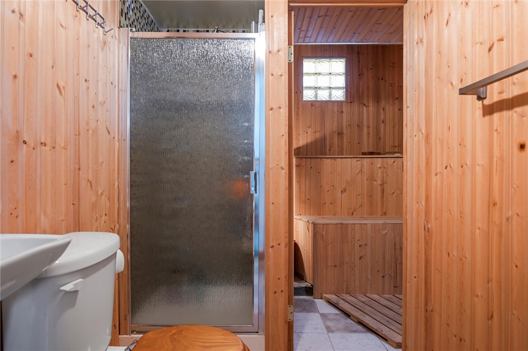 204 Glenburn Dr