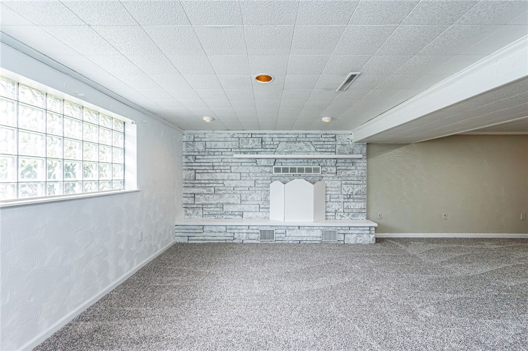 621 Sandy Hill Rd