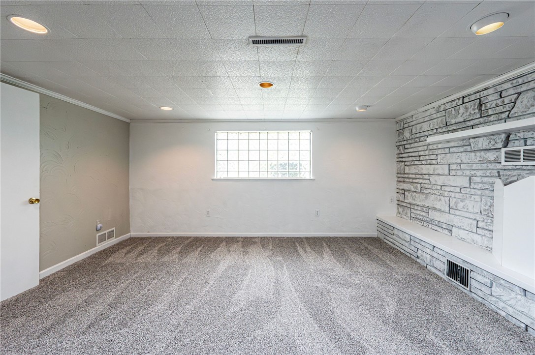 621 Sandy Hill Rd