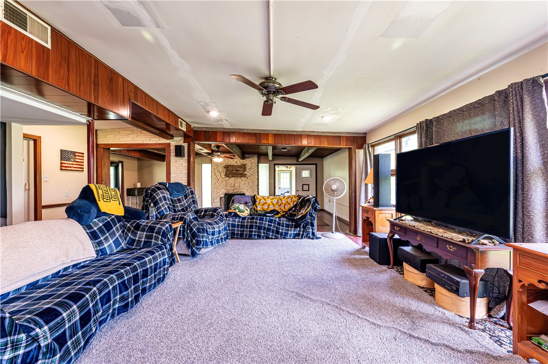 324 Fenfield Dr