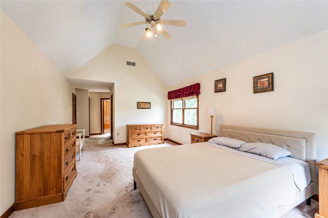 532 Twin Hill