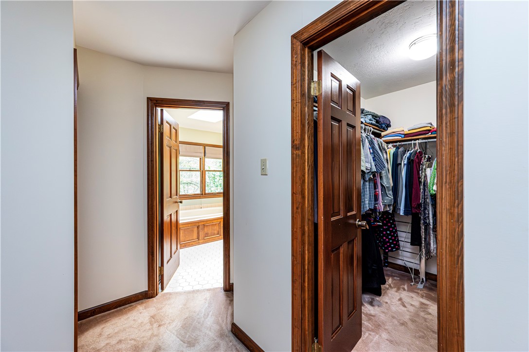 532 Twin Hill