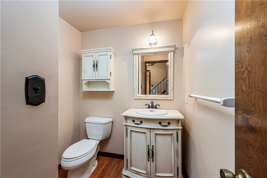 532 McElheny Rd