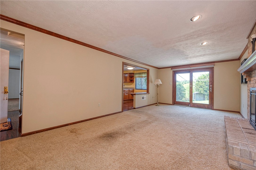 103 Barnwood
