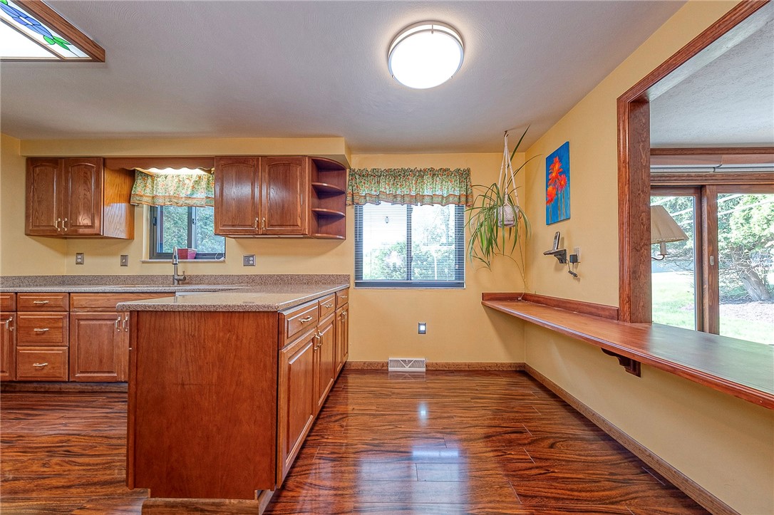 103 Barnwood