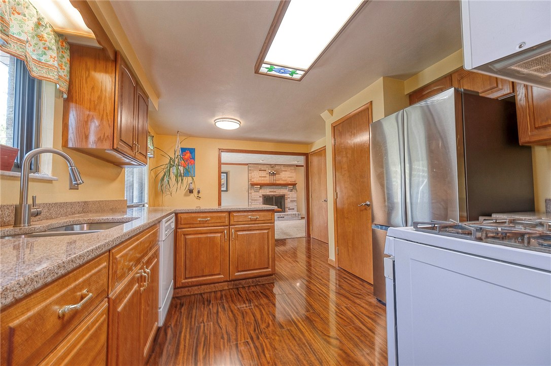 103 Barnwood